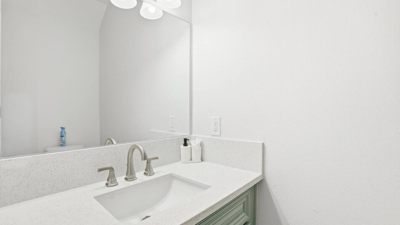 Photo of Bedroom in Greater Fondren Southwest
