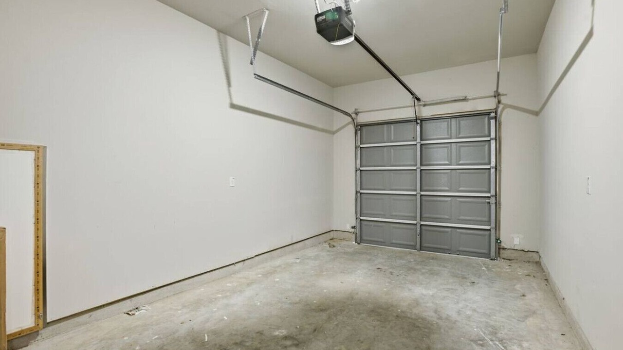 Photo of Bedroom in Greater Fondren Southwest