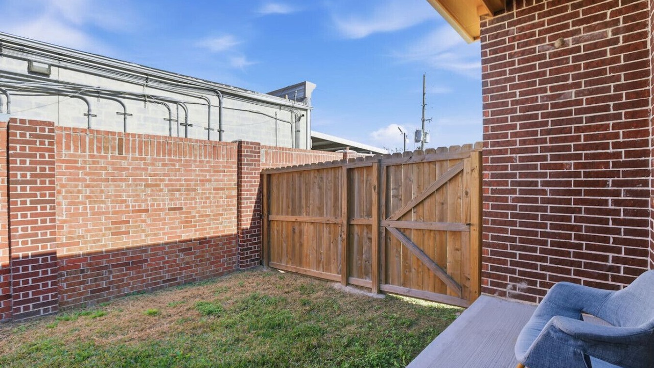 Photo of Outdoor in Greater Fondren Southwest