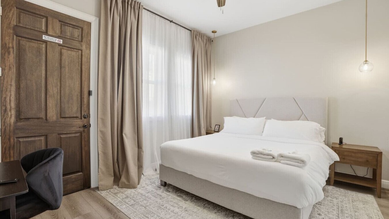 Photo of Bedroom in Greater Fondren Southwest