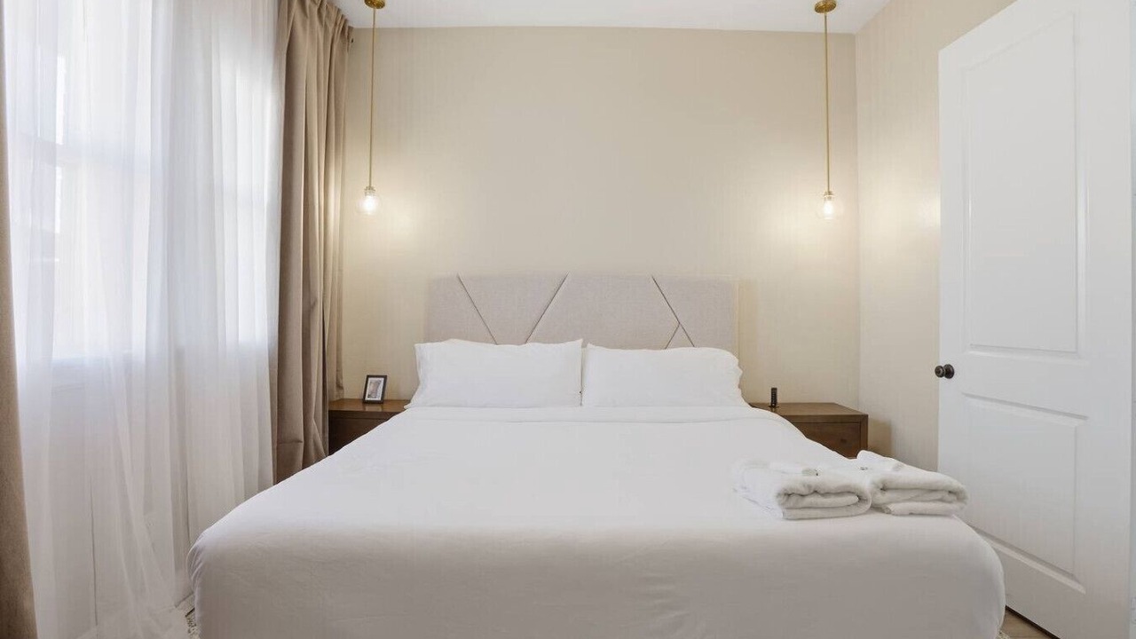 Photo of Bedroom in Greater Fondren Southwest