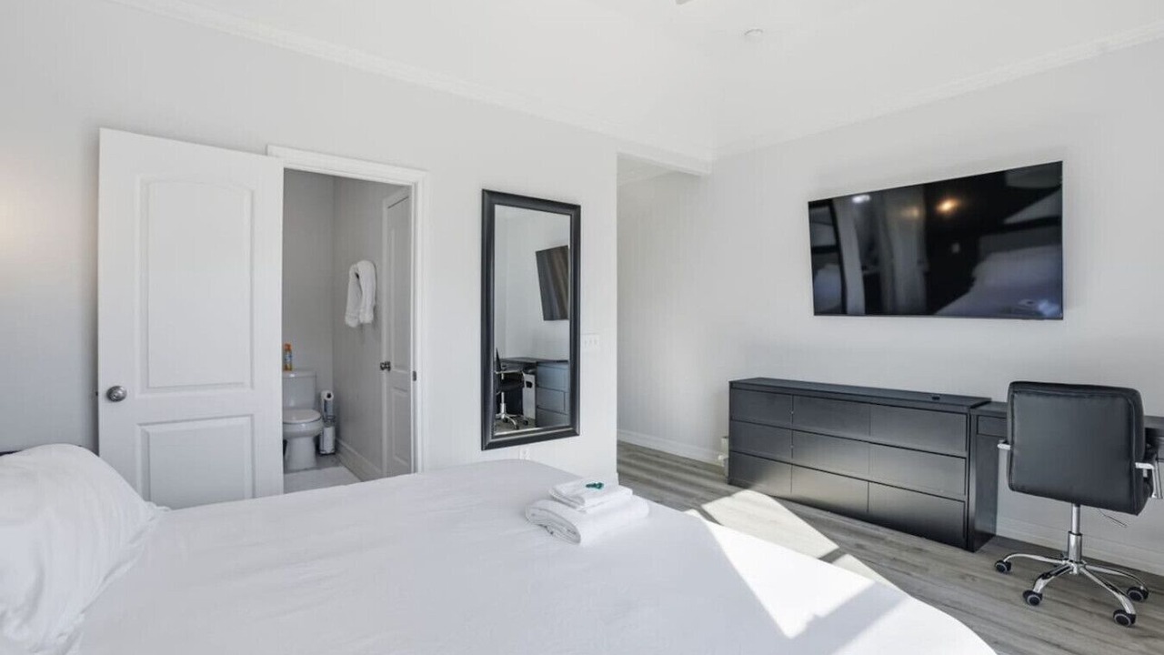 Photo of Bedroom in Greater Fondren Southwest