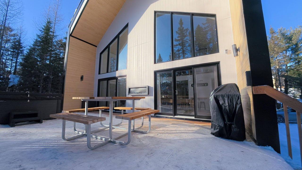 Photo of Outdoor in Shannon