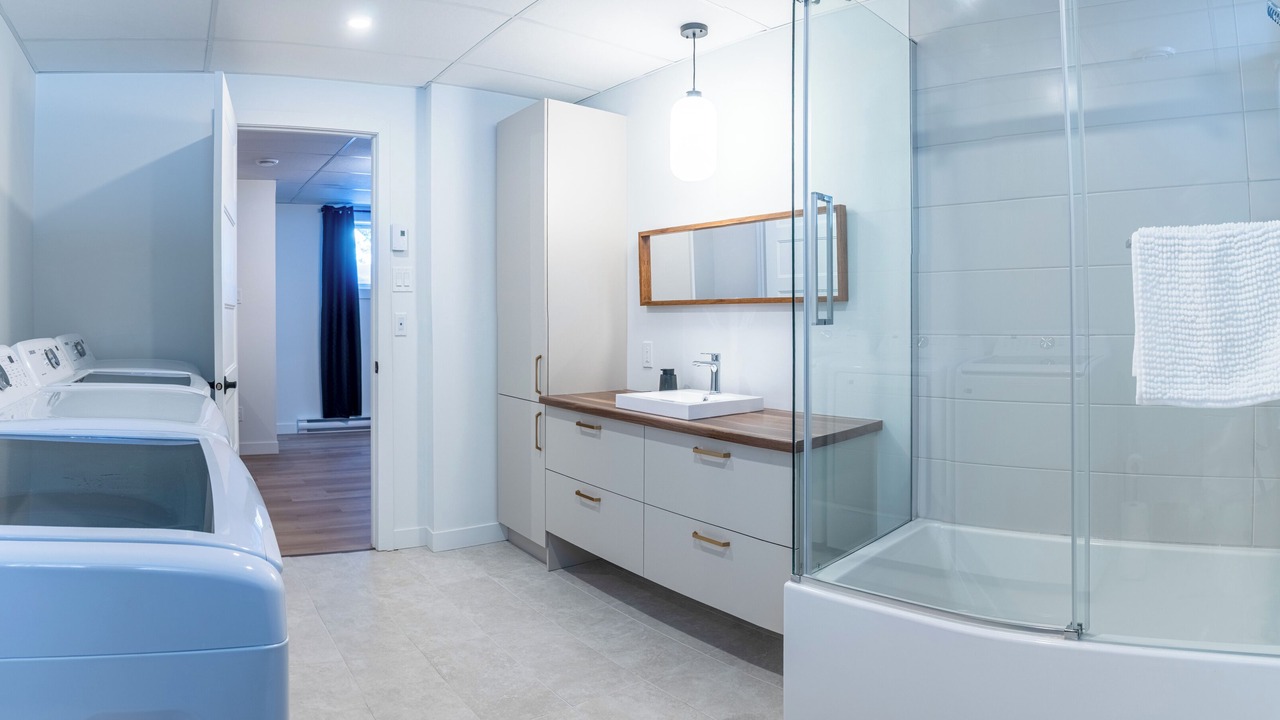 Photo of Bathroom in Shannon