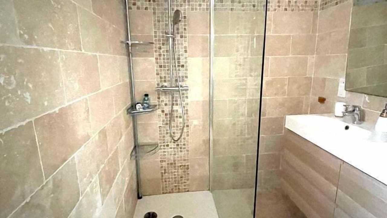 Photo of Bathroom in Montaren-et-Saint-Mediers