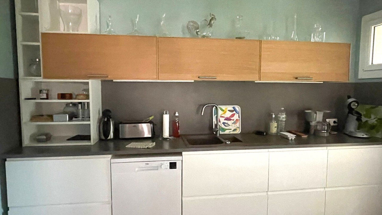 Photo of Kitchen in Montaren-et-Saint-Mediers