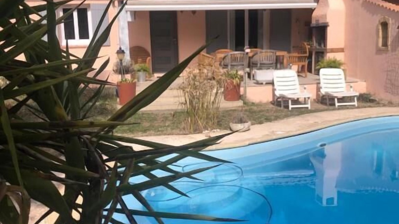 Photo of Outdoor in Montaren-et-Saint-Mediers