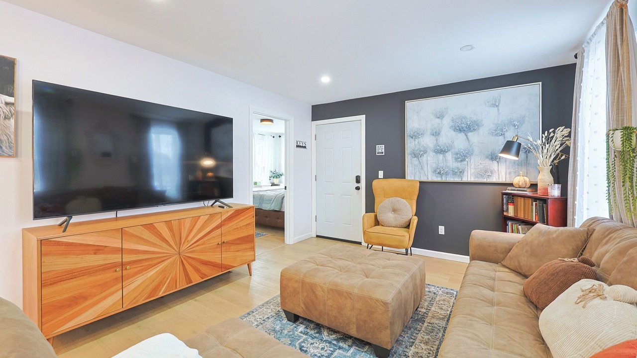 Photo of Livingroom in Providence