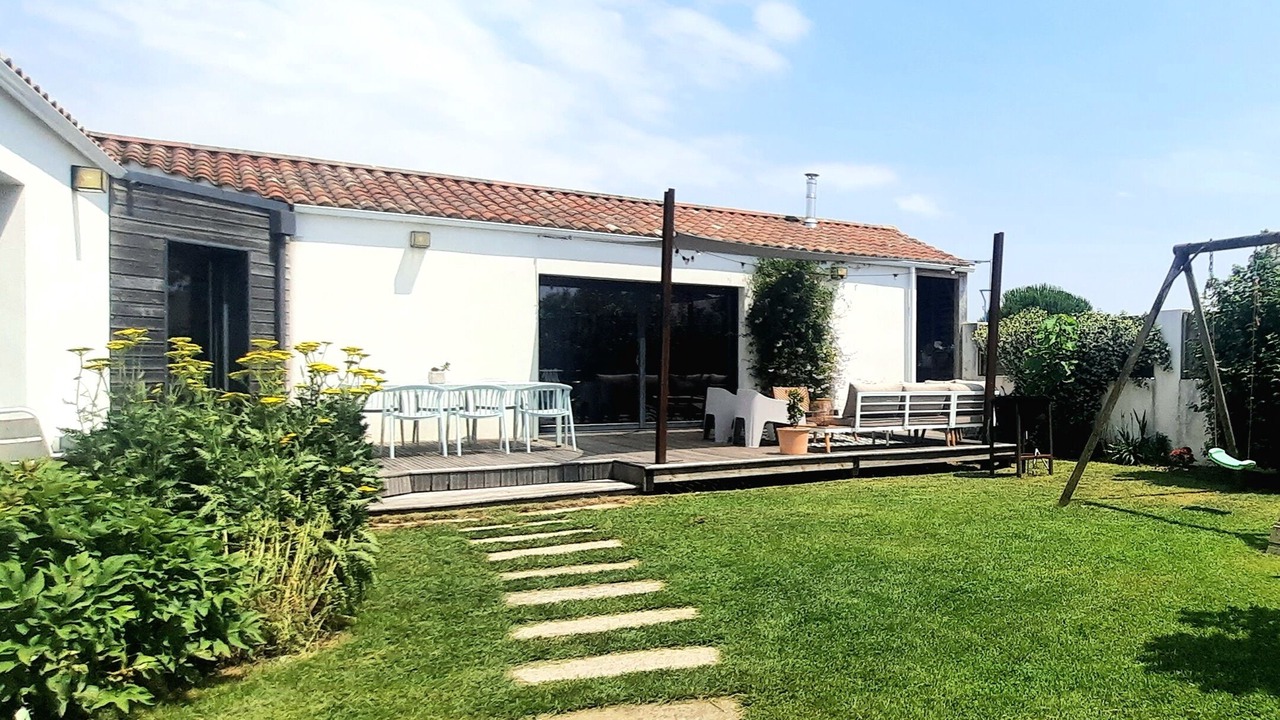 Photo of Patio Balcony in Les Conches