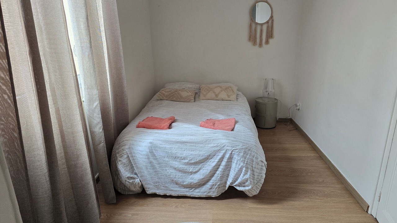 Photo of Bedroom in Nimes City Centre
