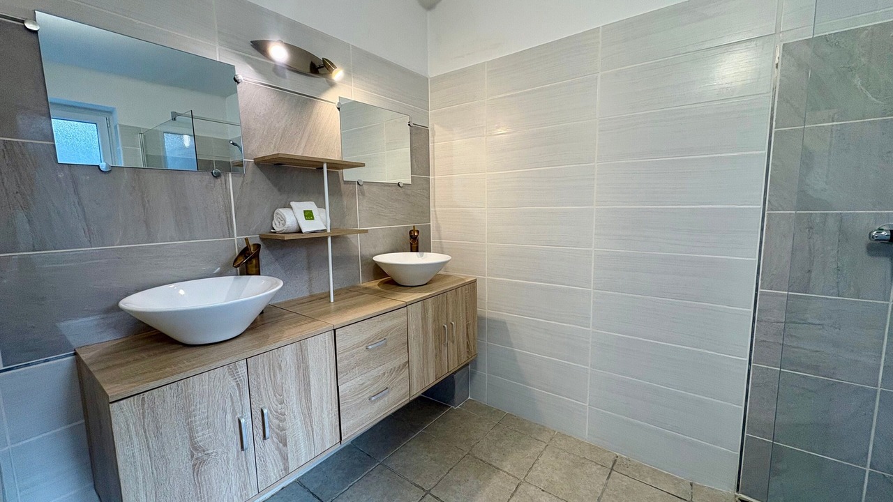 Photo of Bathroom in Montmelian