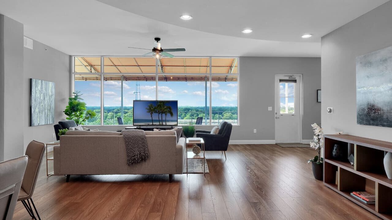 Photo of Livingroom in South Eola