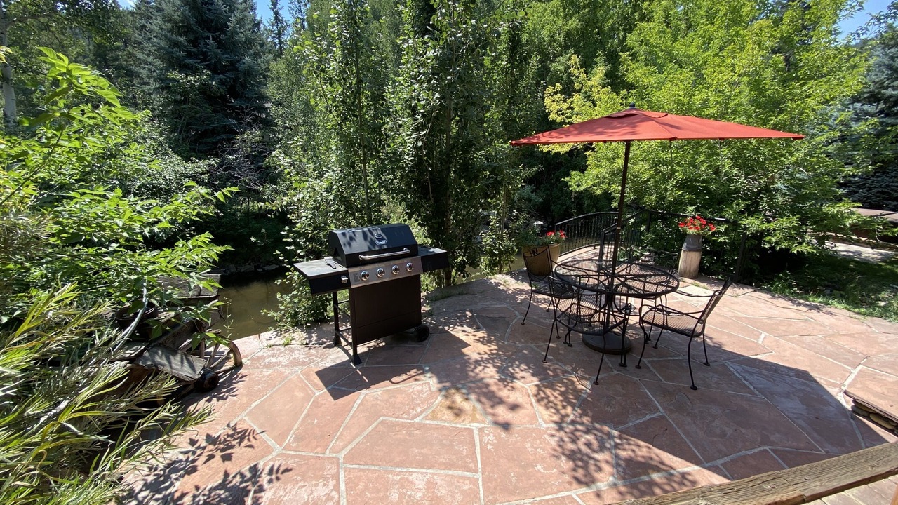 Photo of Outdoor in Evergreen