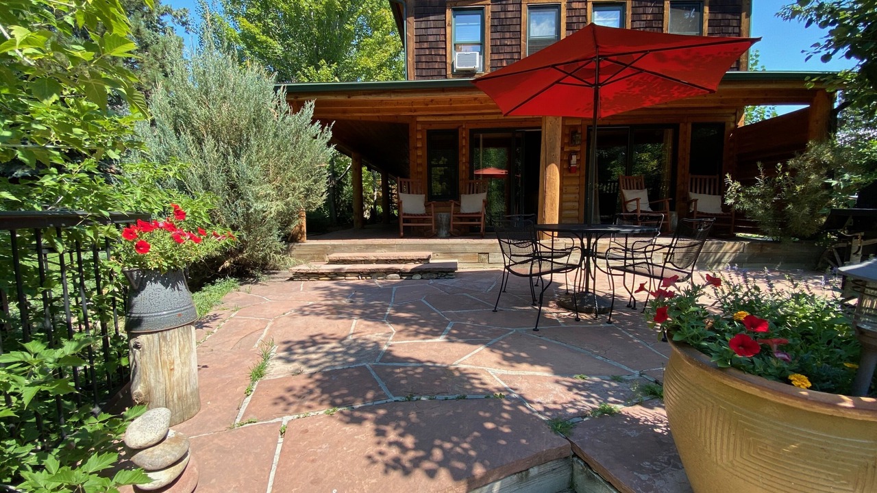 Photo of Patio Balcony in Evergreen