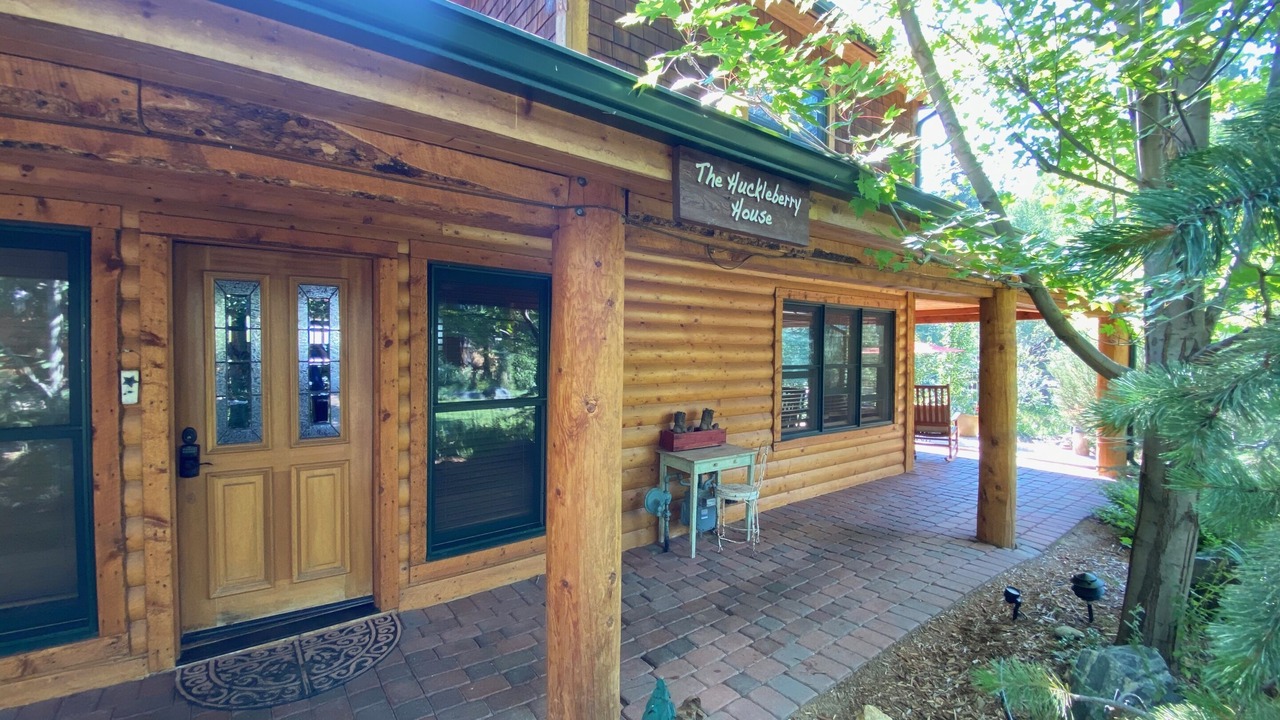 Photo of Patio Balcony in Evergreen