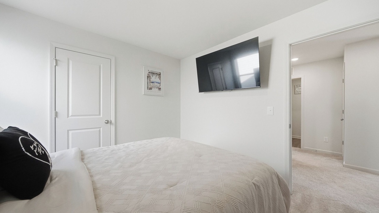Photo of Bedroom in Newton