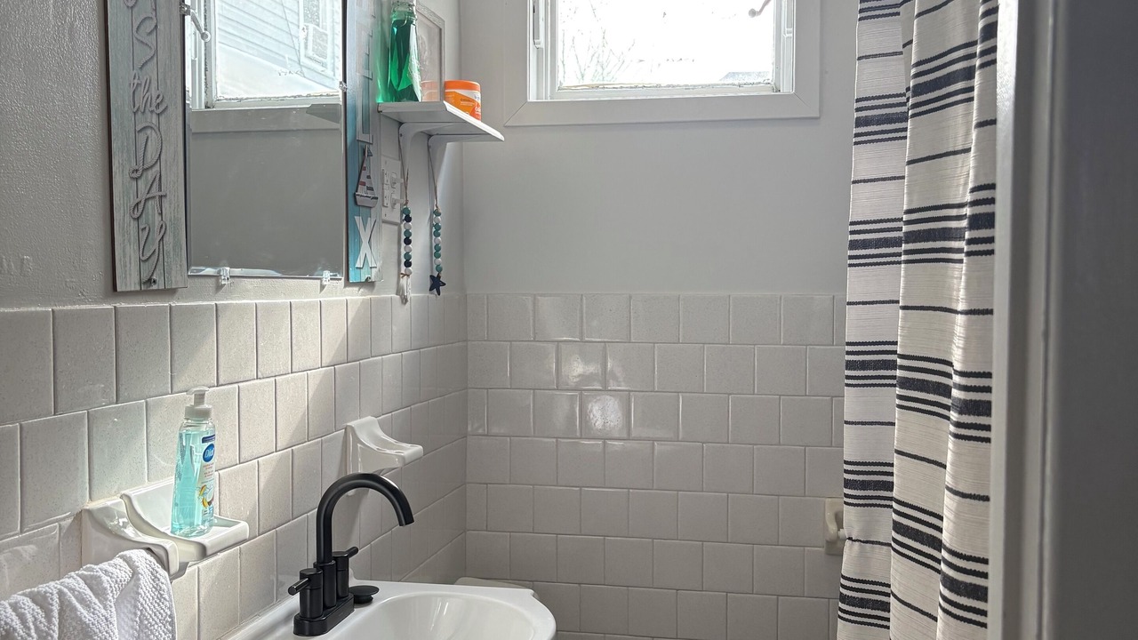 Photo of Bathroom in Syracuse
