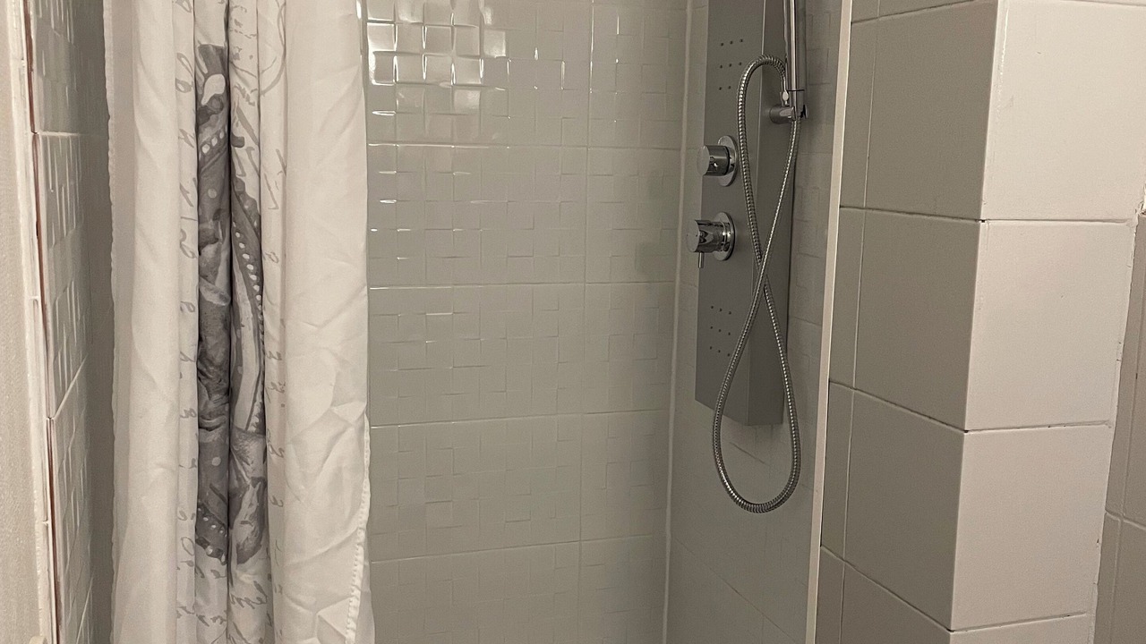 Photo of Bathroom in Barriere Saint Marc