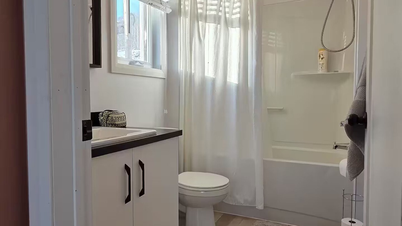 Photo of Bathroom in Sainte-Lucie-des-Laurentides