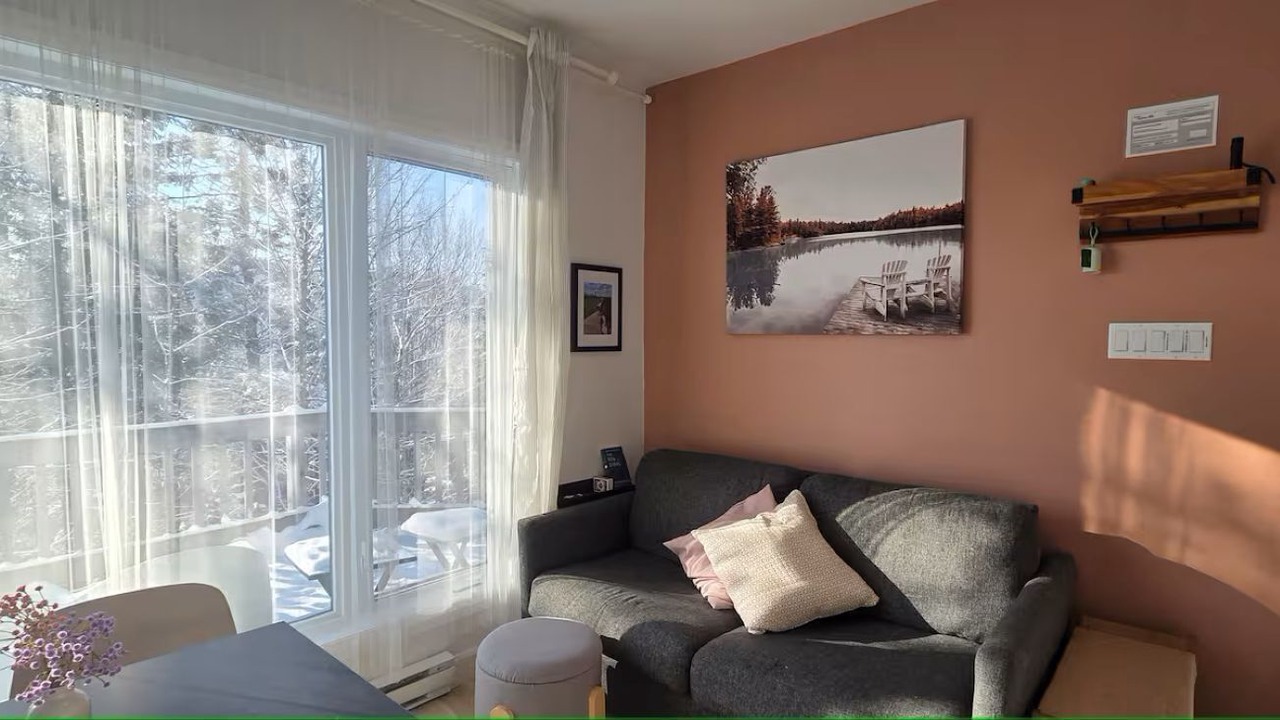 Photo of Livingroom in Sainte-Lucie-des-Laurentides