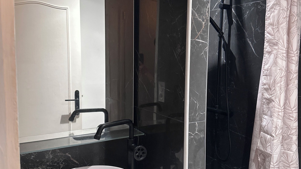 Photo of Bathroom in Bourgogne