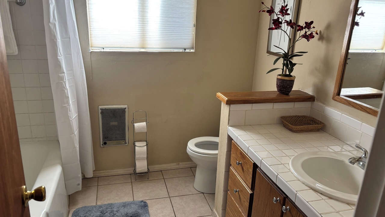 Photo of Bathroom in Central Oklahoma City