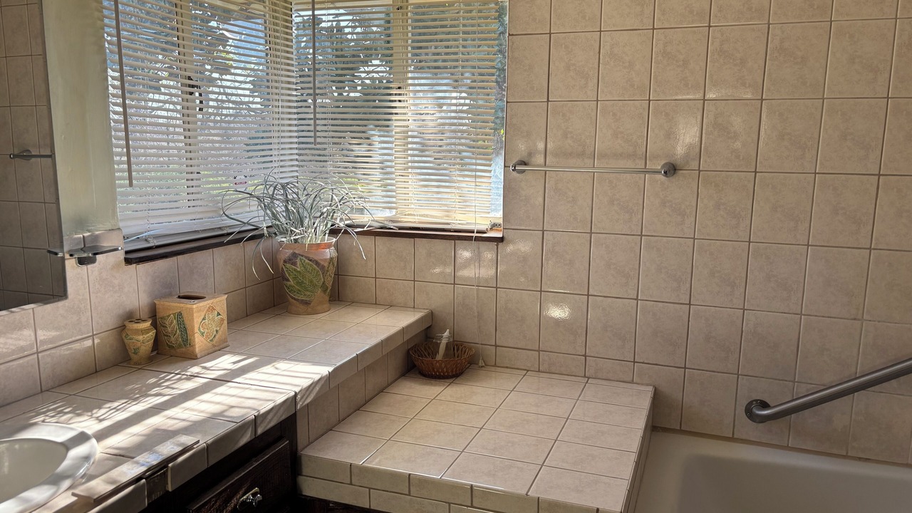 Photo of Bathroom in Central Oklahoma City