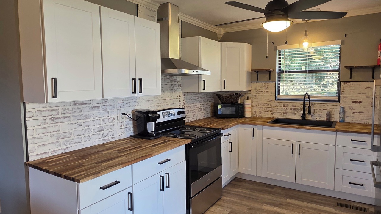 Photo of Kitchen in Bean Station