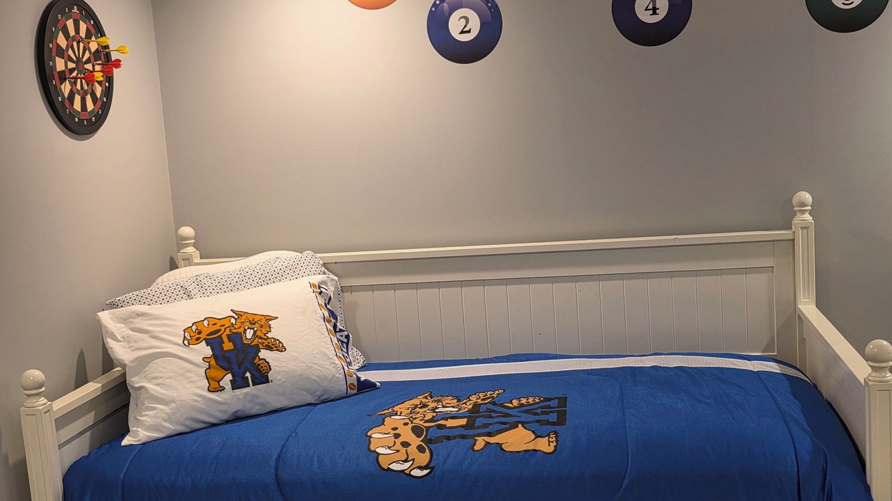 Photo of Bedroom in Bean Station