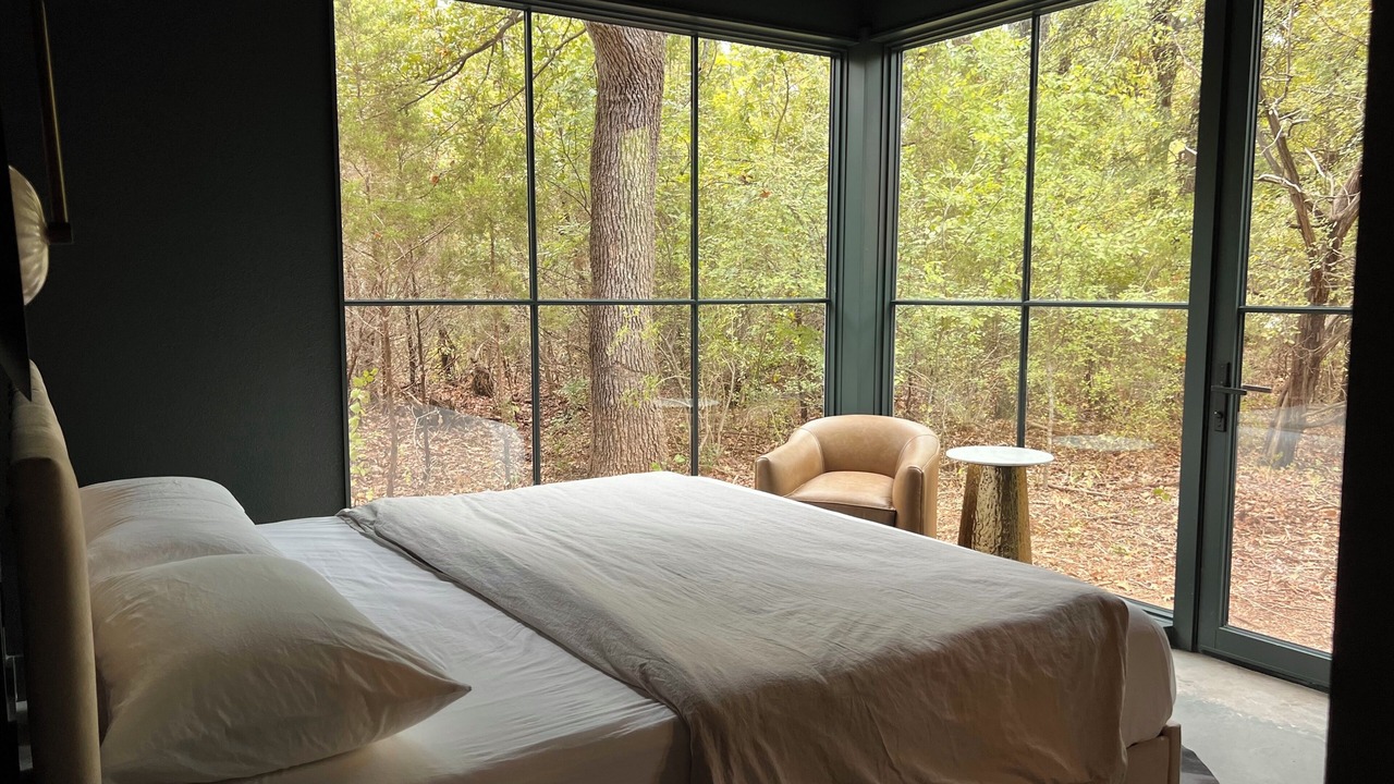 Photo of Bedroom in Granbury