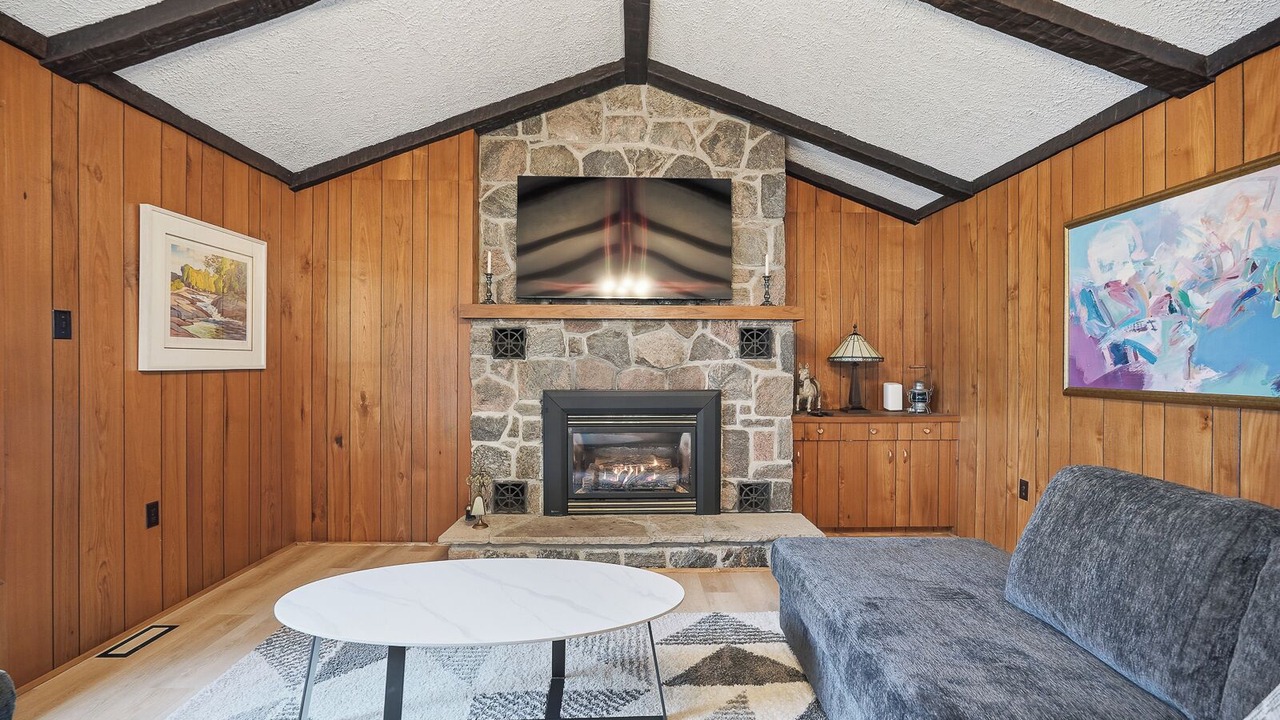 Photo of Livingroom in Beaverton