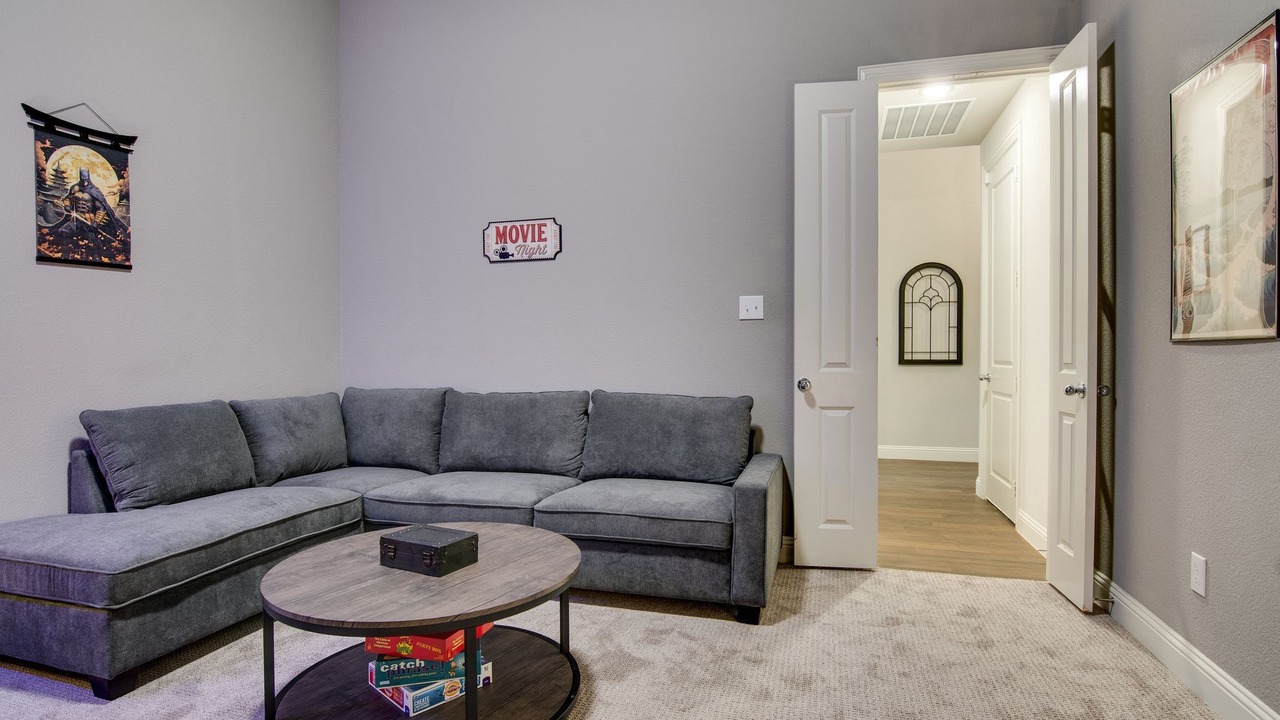 Photo of Livingroom in Tarrant County