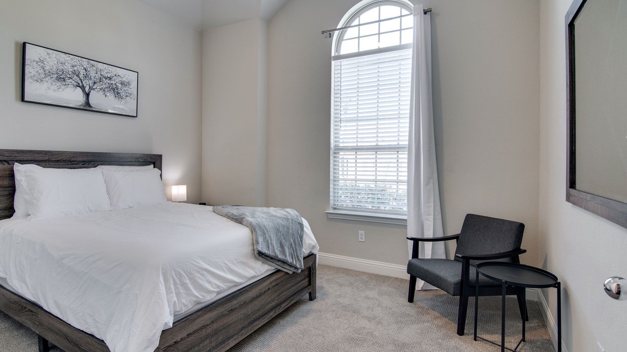 Photo of Bedroom in Tarrant County