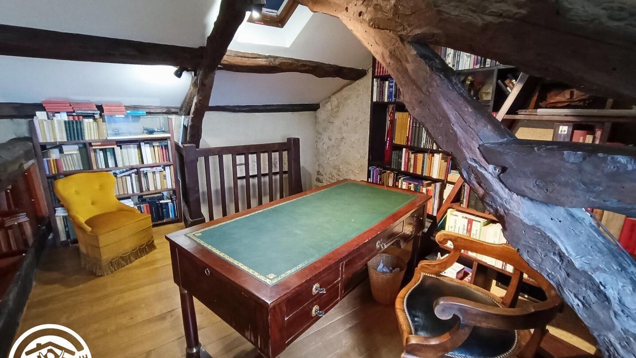 Photo of Bedroom in Cahors
