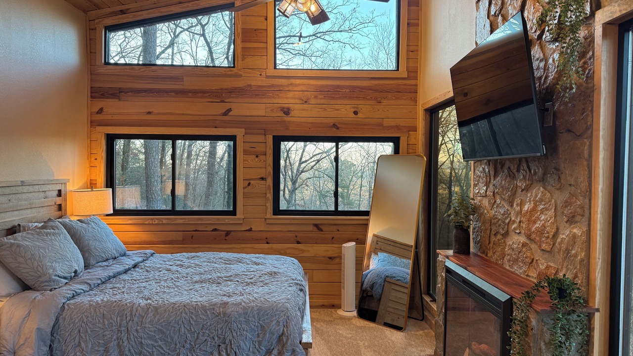 Photo of Bedroom in Clarksville