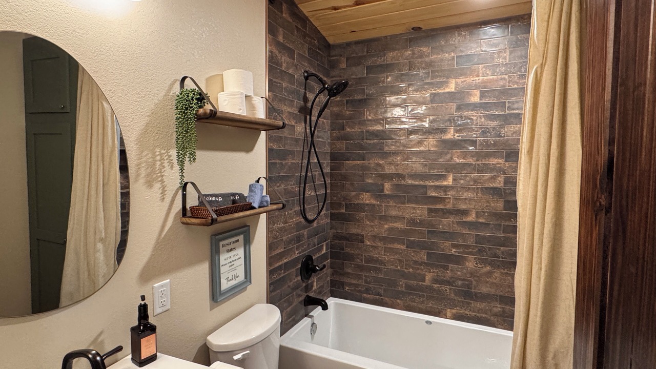 Photo of Bathroom in Clarksville