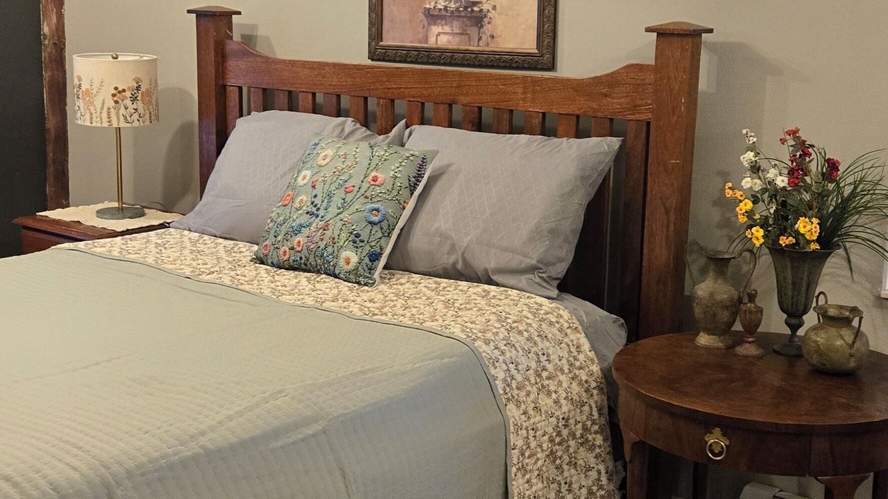 Photo of Bedroom in Cooperstown - Otsego Lake