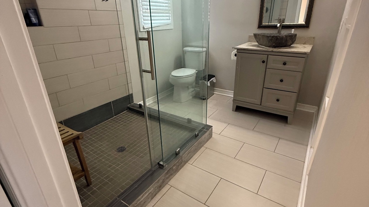 Photo of Bathroom in Broadmoor