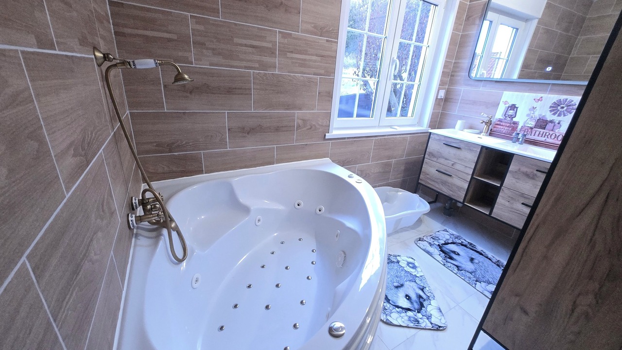Photo of Bathroom in Boubers-les-Hesmond