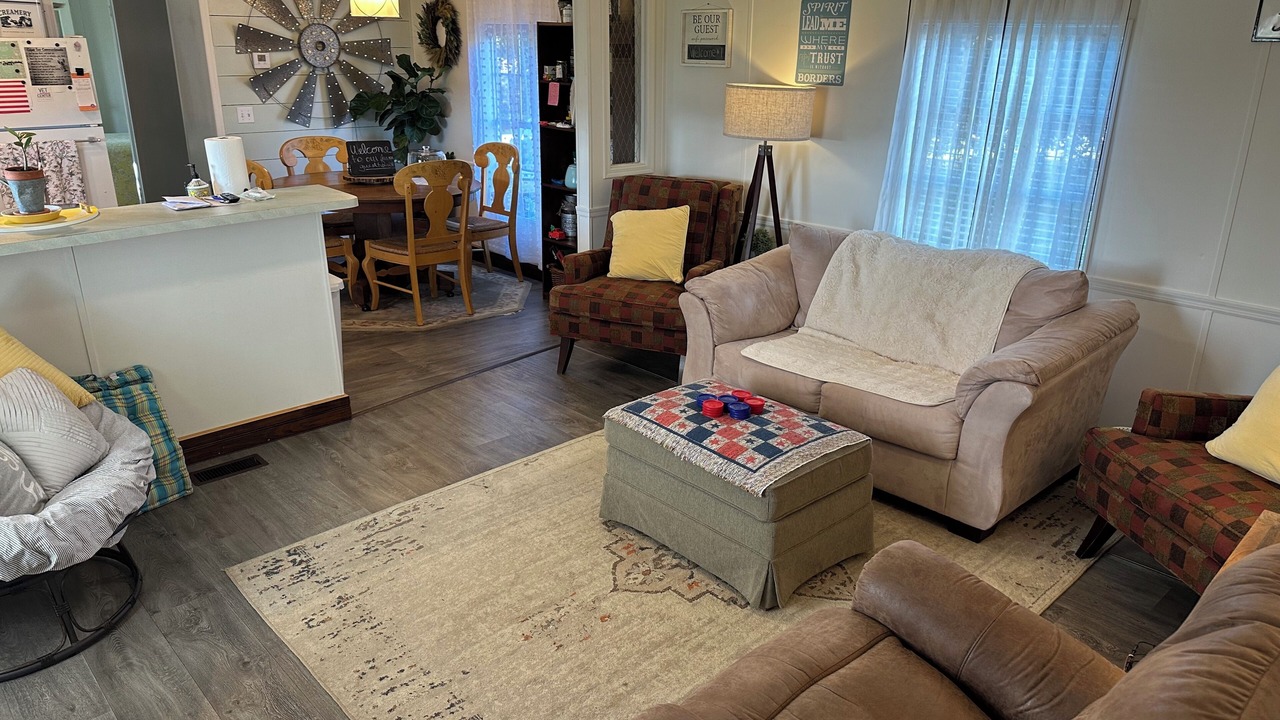 Photo of Livingroom in Mittie