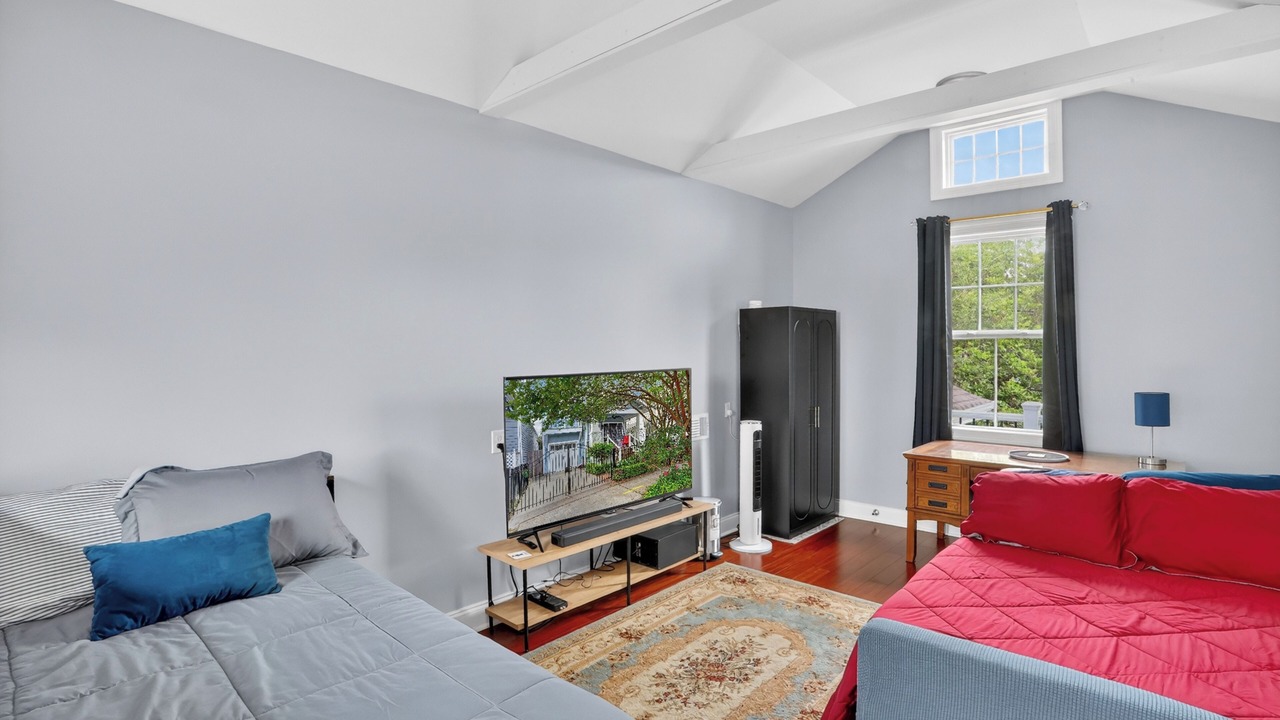 Photo of Bedroom in Irish Channel