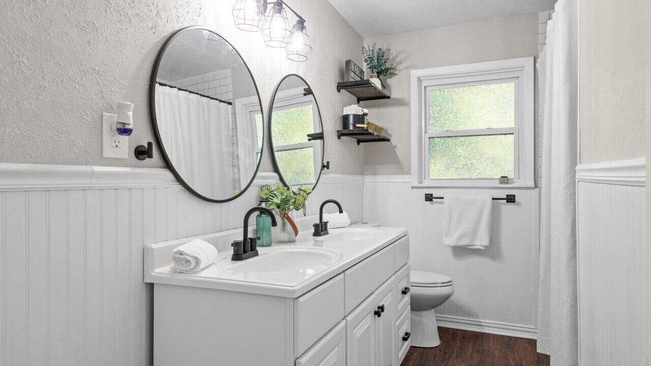 Photo of Bathroom in Belton