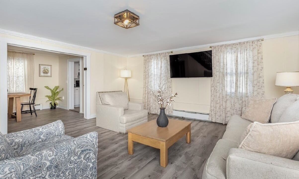 Photo of Livingroom in Wallkill