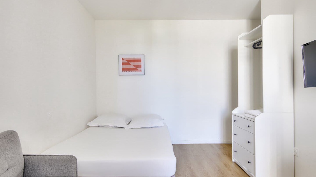 Photo of Bedroom in Petit-Ivry
