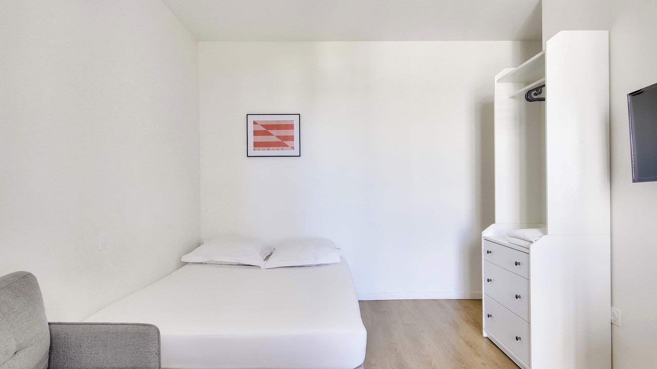 Photo of Bedroom in Petit-Ivry