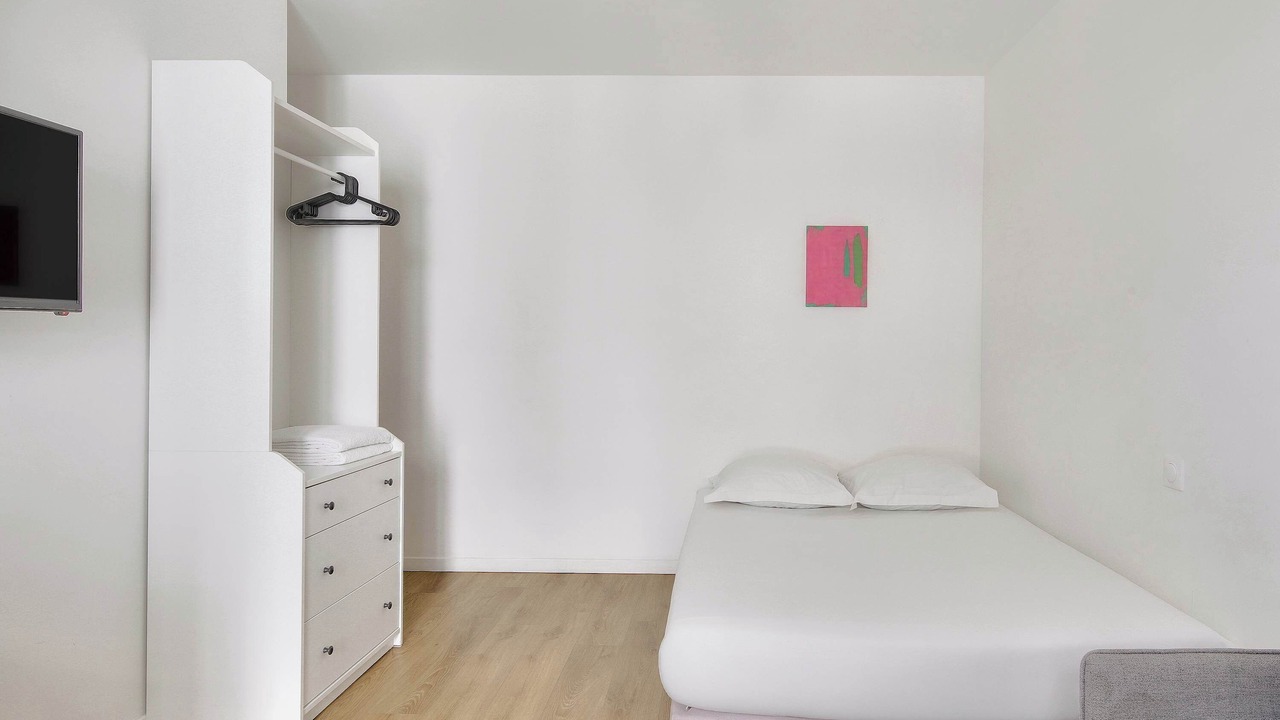 Photo of Bedroom in Petit-Ivry
