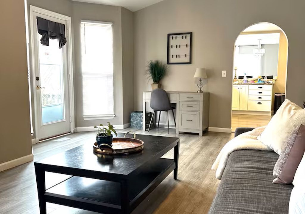 Photo of Livingroom in Carpentersville