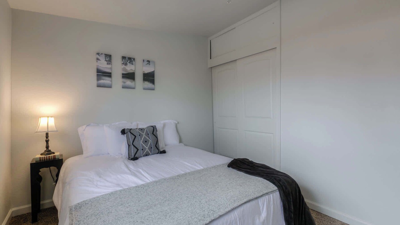 Photo of Bedroom in Northeast Heights