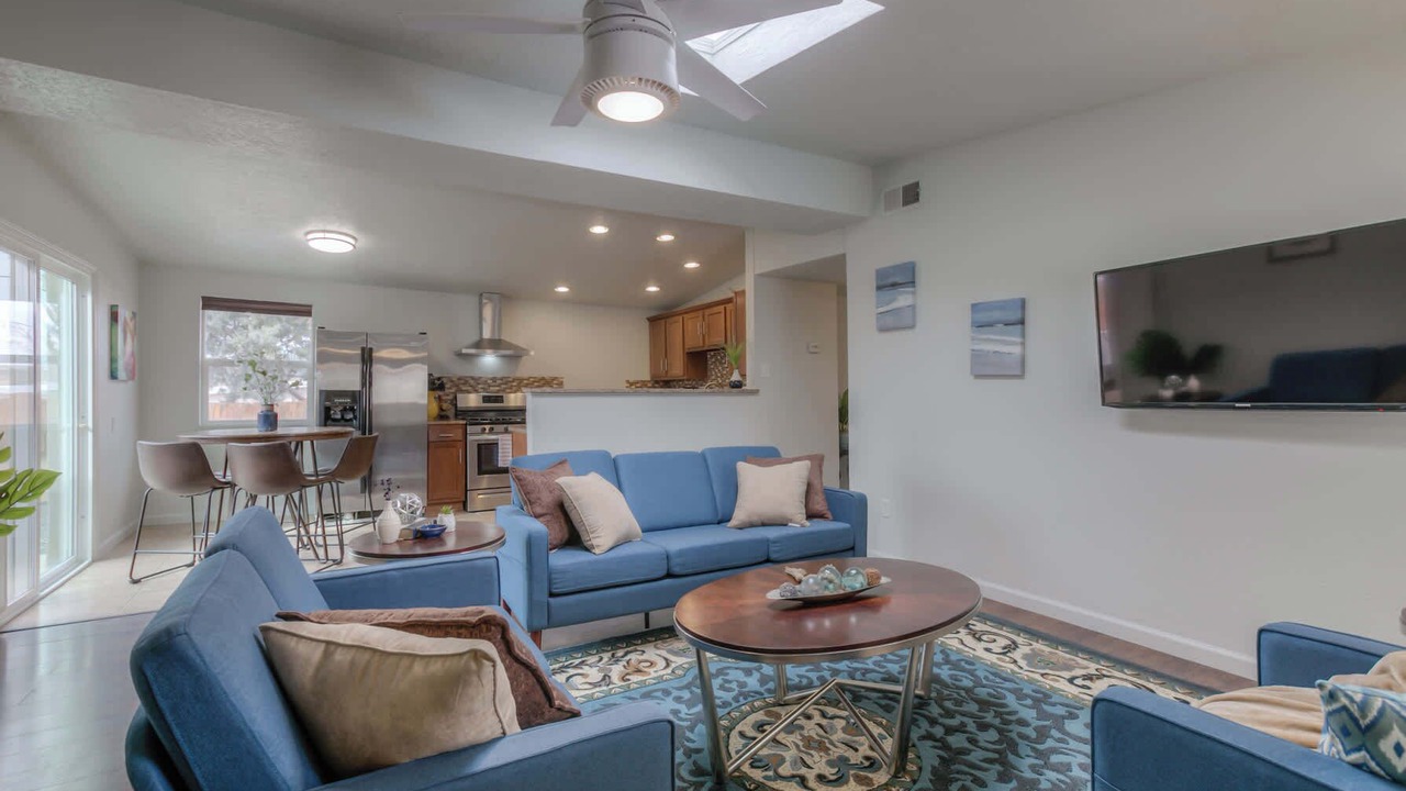 Photo of Livingroom in Northeast Heights