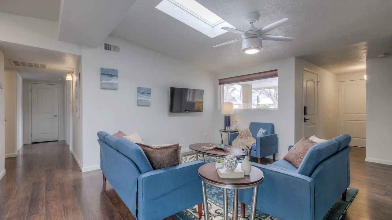 Photo of Livingroom in Northeast Heights